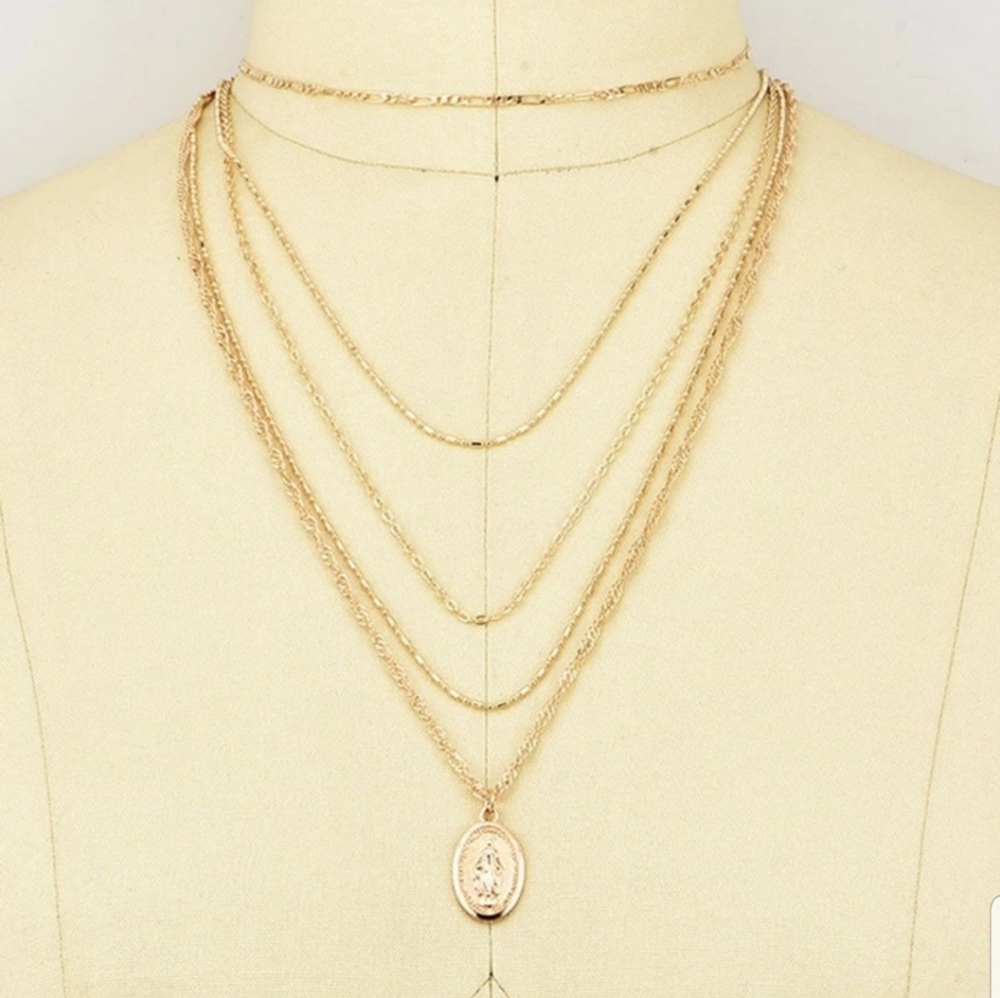 ○Megan○ Layered Gold Necklace - Picture 3 of 5